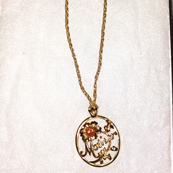 Avon Vintage "Mother" Floral Pendant - Picture 6 of 9